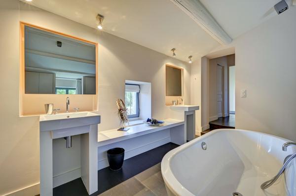 Vente Maison de luxe Saint-Rémy-de-Provence 7 Pièces 235 m²