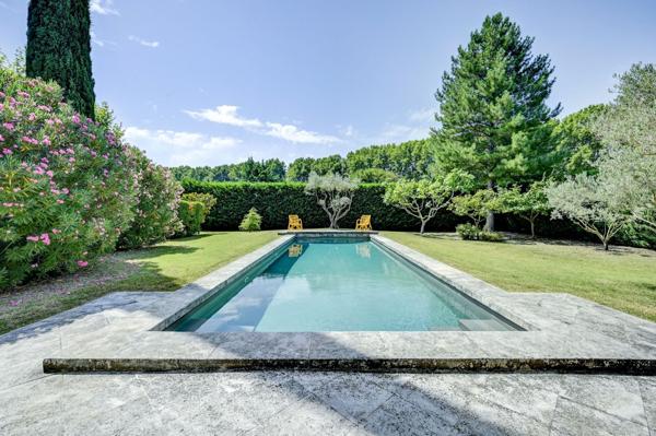 Vente Maison de luxe Saint-Rémy-de-Provence 7 Pièces 235 m²
