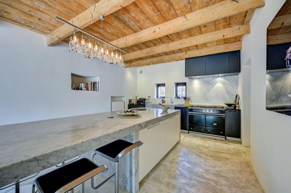 Vente Maison de luxe Saint-Rémy-de-Provence 7 Pièces 235 m²