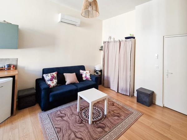 Gardanne - 2 logements - T2 et studio - 58m2 - plafond cathédrale - refaits à neuf - belles prestations