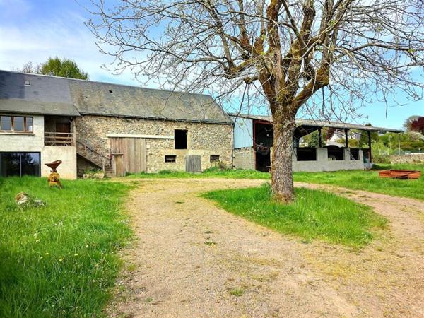 Ancien corps de ferme Montsauche Les Settons 2  pièces 45 m2