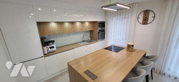 Maison Mitoyenne à Houtaud