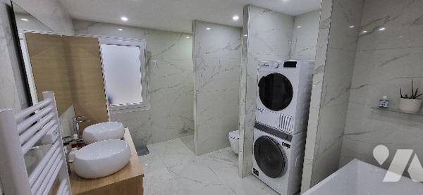 Maison Mitoyenne à Houtaud