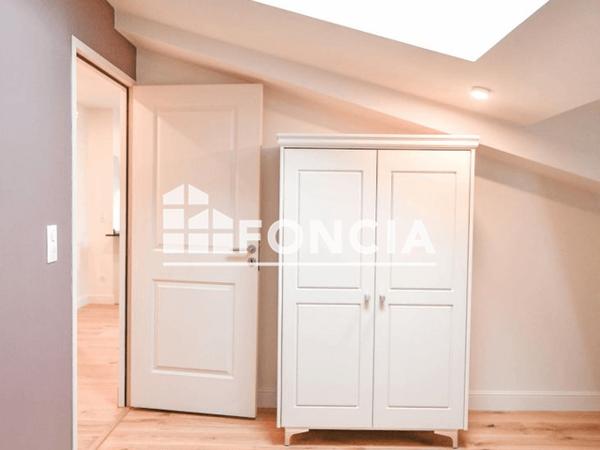 Location Appartement 2 pièces 48.48 m² - 28 RUE DE LA PRIMATIALE Nancy 54000