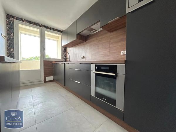 Appartement à louer 3 pièces 59.25m² Rambouillet (78120)