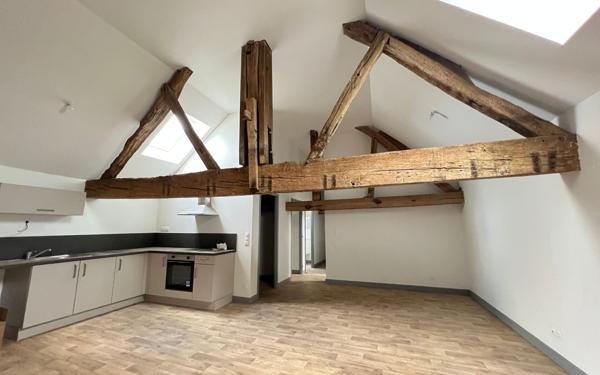 Appartement à louer    4 pièces • 103,91 m2 Laon