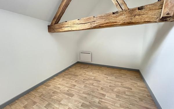 Appartement à louer    4 pièces • 103,91 m2 Laon