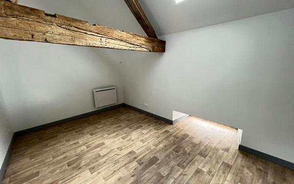 Appartement à louer    4 pièces • 103,91 m2 Laon
