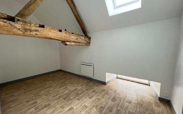 Appartement à louer    4 pièces • 103,91 m2 Laon