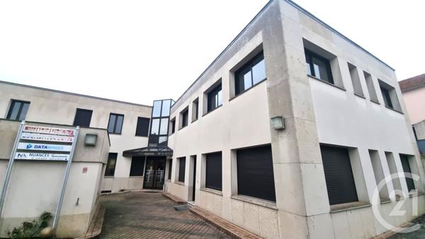 à vendre  399 m2 ST MAUR DES FOSSES - 94