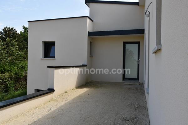 Maison neuve : plain-pied de 5 pièces sur SAINT MARCEL (56)