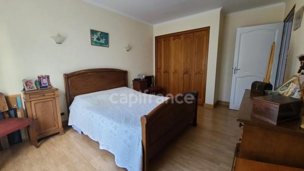 Maison de charme 3 chambres de 160 m² et Sous-sol complet sur terrain 8500m2