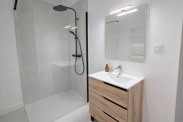 Appartement Saint Thibault Des Vignes 4 pièce(s) 67 m2