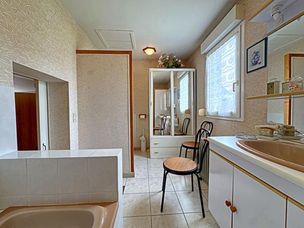 Maison Saint Jean De La Ruelle 5 pièce(s) 131 m2