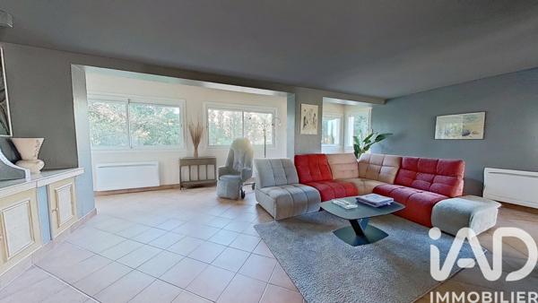 Maison à vendre 8 pièces 264 m² Roquebrune-sur-Argens