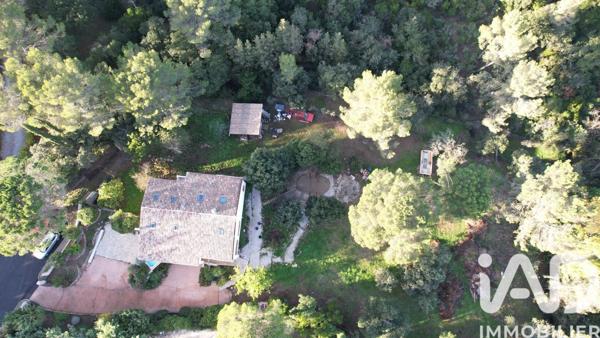 Maison à vendre 8 pièces 264 m² Roquebrune-sur-Argens