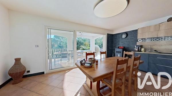Maison à vendre 8 pièces 264 m² Roquebrune-sur-Argens