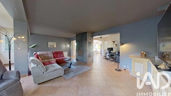 Maison à vendre 8 pièces 264 m² Roquebrune-sur-Argens