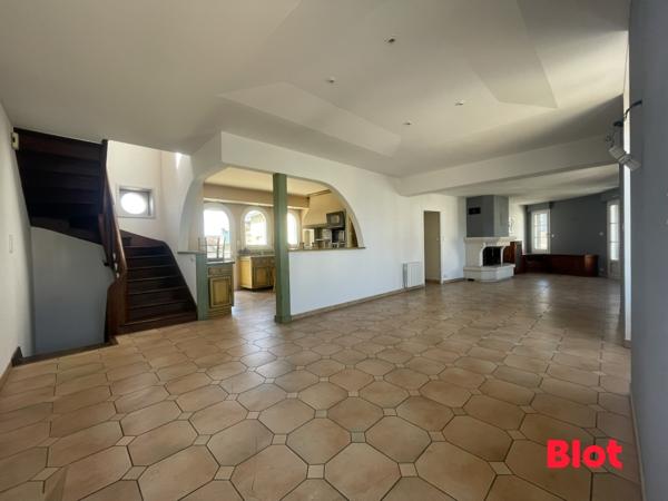 Immeuble 6 pièce(s)