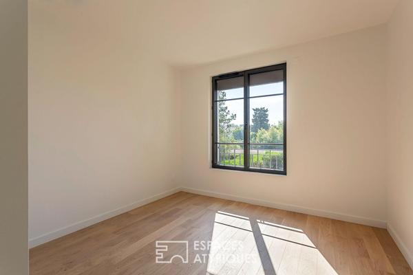 Maison élégante rénovée avec sa terrasse au calme
