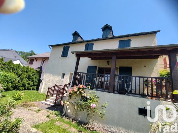 Maison de village 8 pièces de 150 m² à Arette (64570)