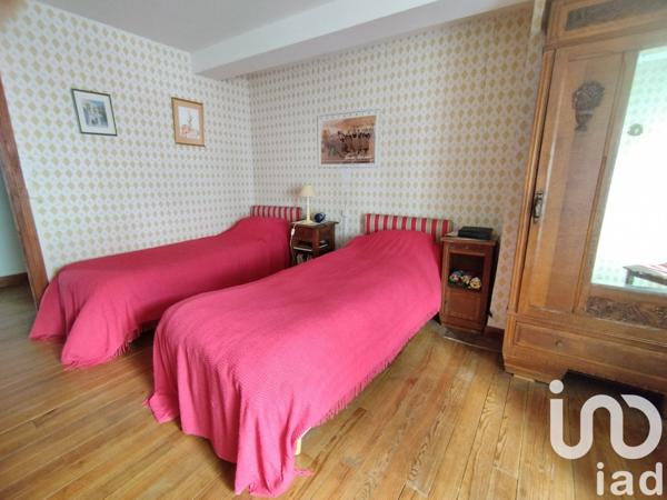 Maison de village 8 pièces de 150 m² à Arette (64570)