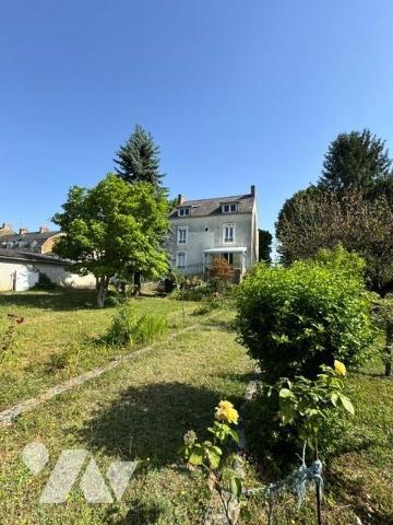 MAISON ANCIENNE A RESTAURER 