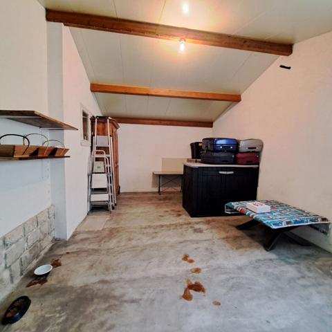 A VENDRE MAISON 4 CHAMBRES / JARDIN 1000 M² / 2 GARAGES