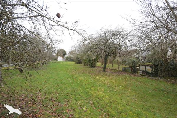 Terrain à vendre |  Chargé |  409 m²