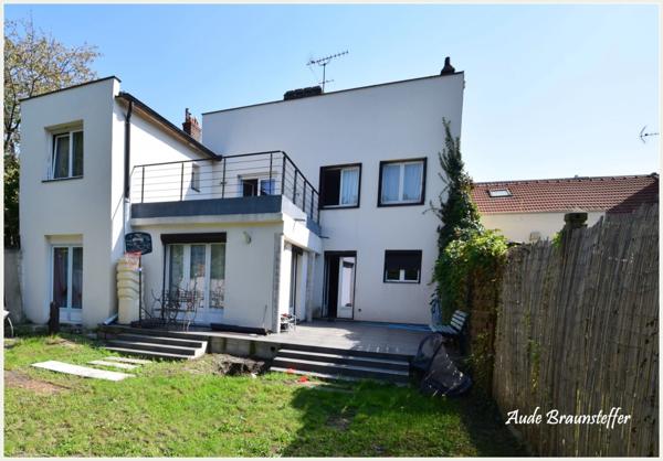 Maison rénovée de 7 pièces LE BOURGET (93) sur jardin