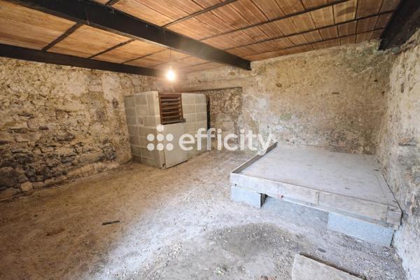 Maison
         7 pièces
        - 135 m² Exclusivité 169 500 € *