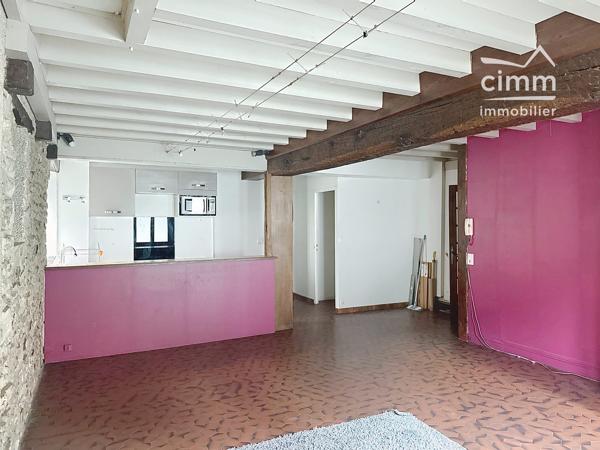 🏡 À vendre – Maison de ville à Montargis (à rafraîchir).