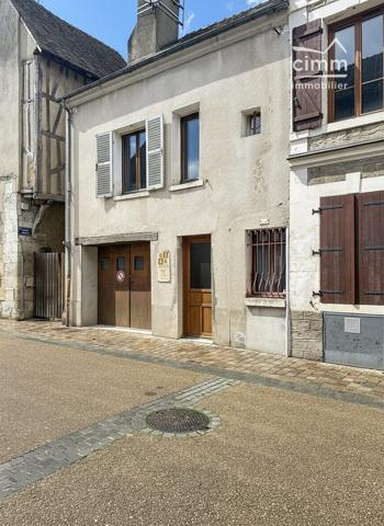 🏡 À vendre – Maison de ville à Montargis (à rafraîchir).