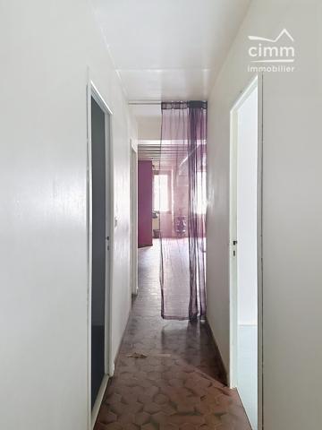 🏡 À vendre – Maison de ville à Montargis (à rafraîchir).