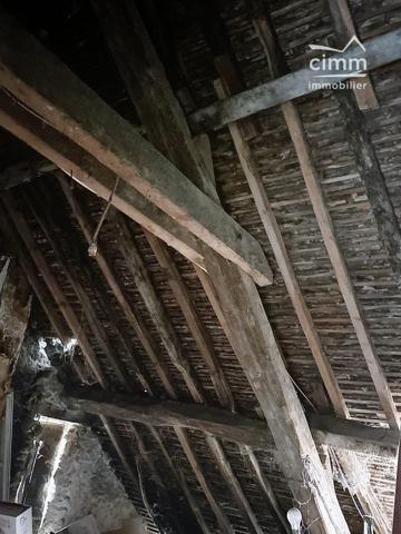 🏡 À vendre – Maison de ville à Montargis (à rafraîchir).