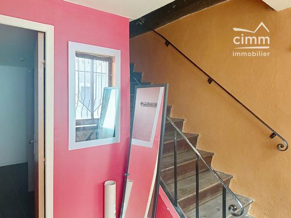 🏡 À vendre – Maison de ville à Montargis (à rafraîchir).