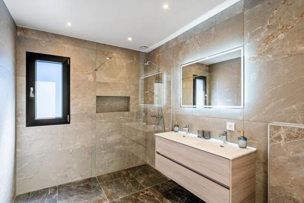 Vente Maison de luxe Lugrin 6 Pièces 171 m²