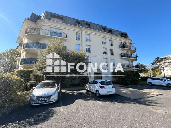 Location Appartement meublé 3 pièces 76.93 m² - 10 RUE GASTON MARCHOU Bordeaux 33300