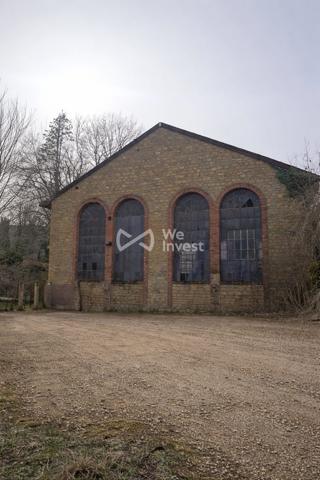 Atelier à transformer sur terrain 4200m²