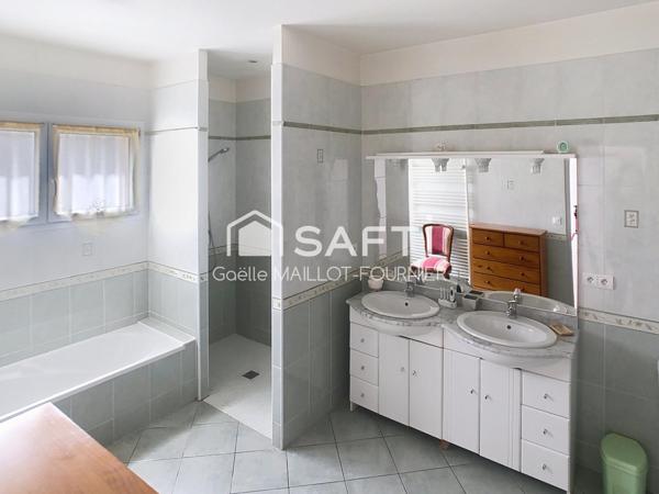 Belle et grande villa proche de la nature