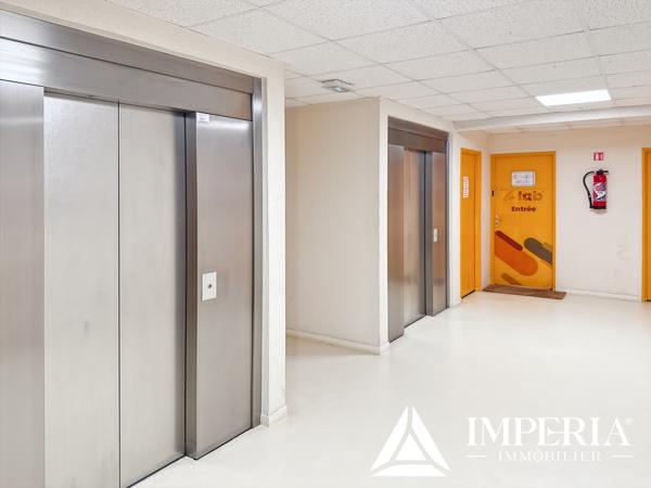 Saint-Pierre-des-Corps (37700) Bureaux à louer 95 m² – Saint-Pierre-des-Corps gare TGV – 5 bureaux – Parking