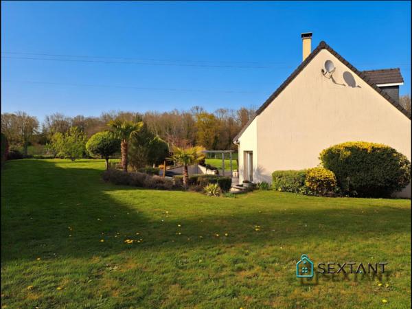 Maison avec grand jardin et vue dégagée