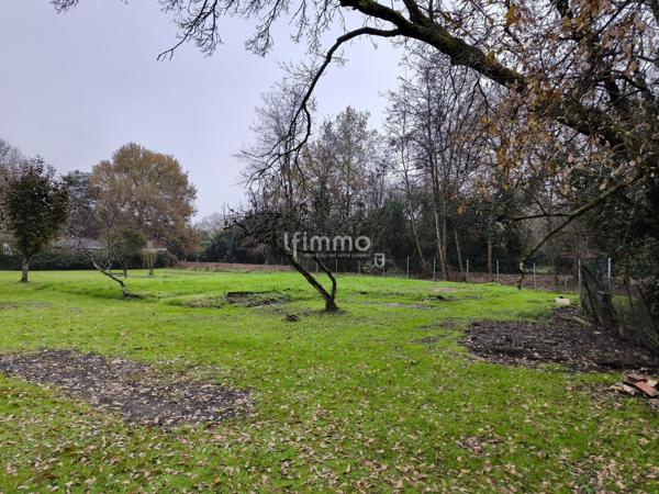 Maison à rénover – Grand terrain avec partie constructible