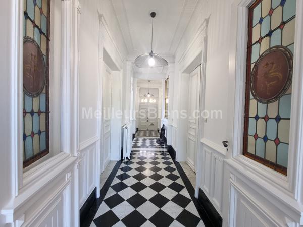 Sublime MAISON de Maître - 284m2 - Haut de Gamme - 4 ch - Jardin 2900M2 - Garage