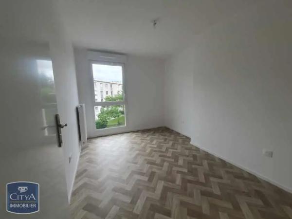 Appartement à louer 3 pièces 58.5m² Drancy (93700)