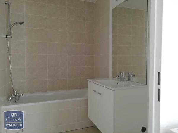 Appartement à louer 2 pièces 46.09m²