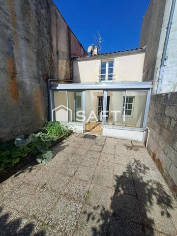 Maison avec 2 chambres et garage