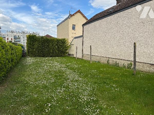 Maison d'habitation de type 7 à vendre