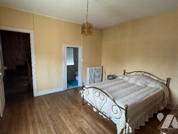 Maison d'habitation de type 7 à vendre