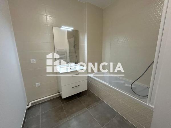 Location Appartement 3 pièces 64.87 m² - RESIDENCE LE FLORILEGE Gradignan 33170